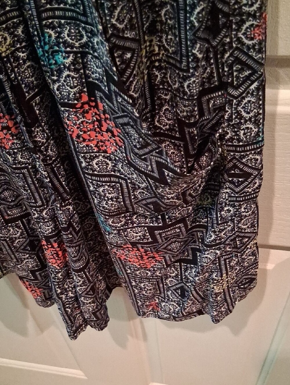 No Boundaries Black Patterned Women’s Shorts Romper - Picture 2 of 4